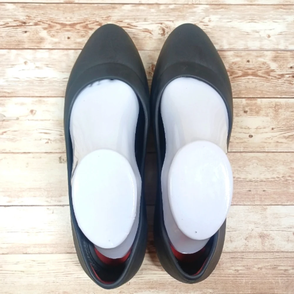 CROCS Solid Black Flat Ballet Loafer Slipper Dress Shoes Iconic Comfort Size 9